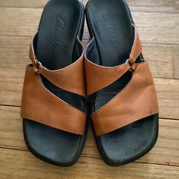 CLARKS Tan Leather Slip On Slide Wedge Sandals - Size 5 - Great Condition! - Picture 3 of 4